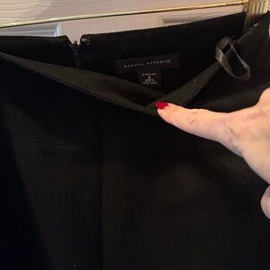 Banana Republic Classic Black Pencil Skirt